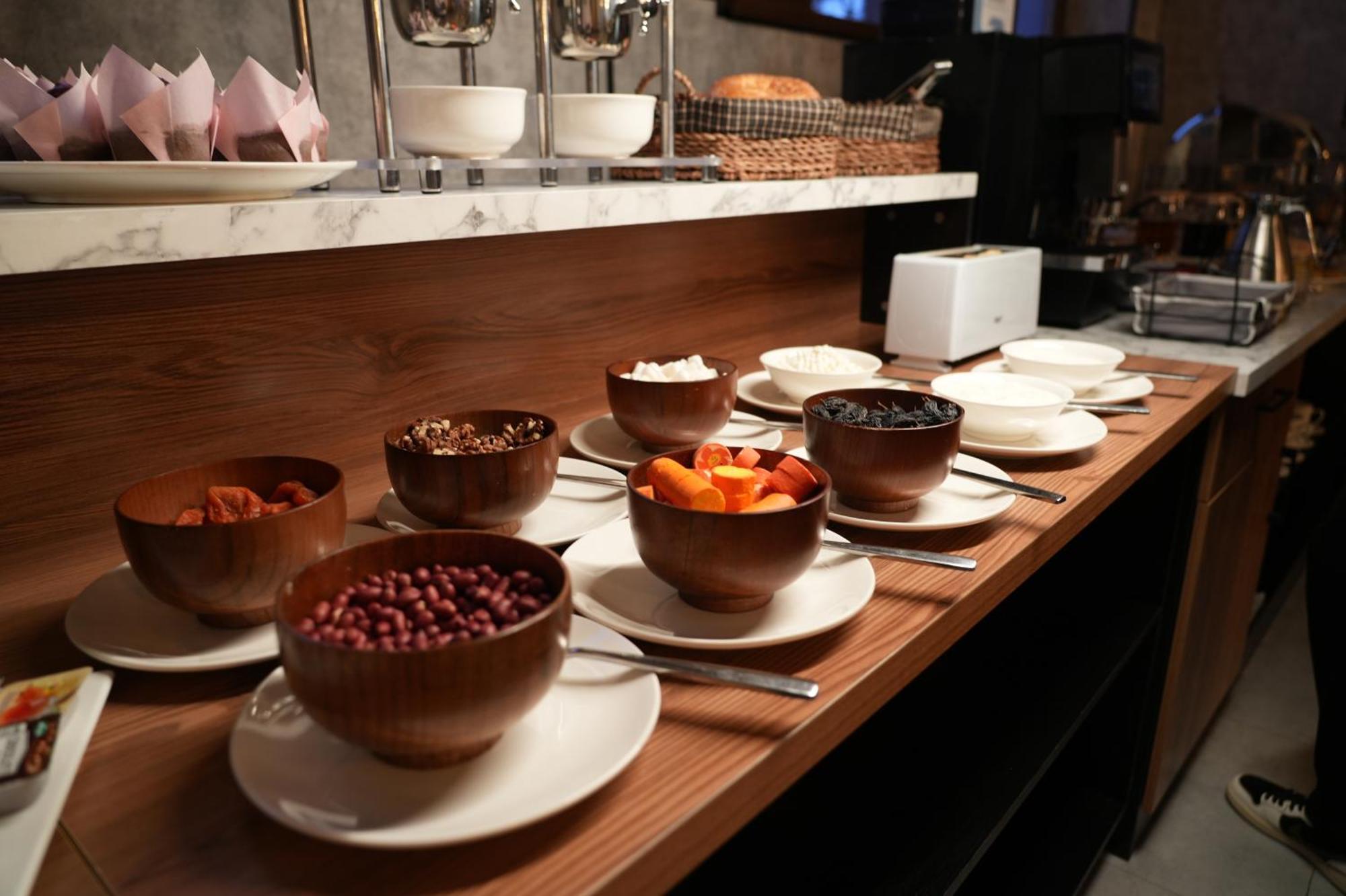 Silk Road Premium Hotel Taszkent Zewnętrze zdjęcie